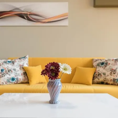 Linden Guest Lägenhet Varna